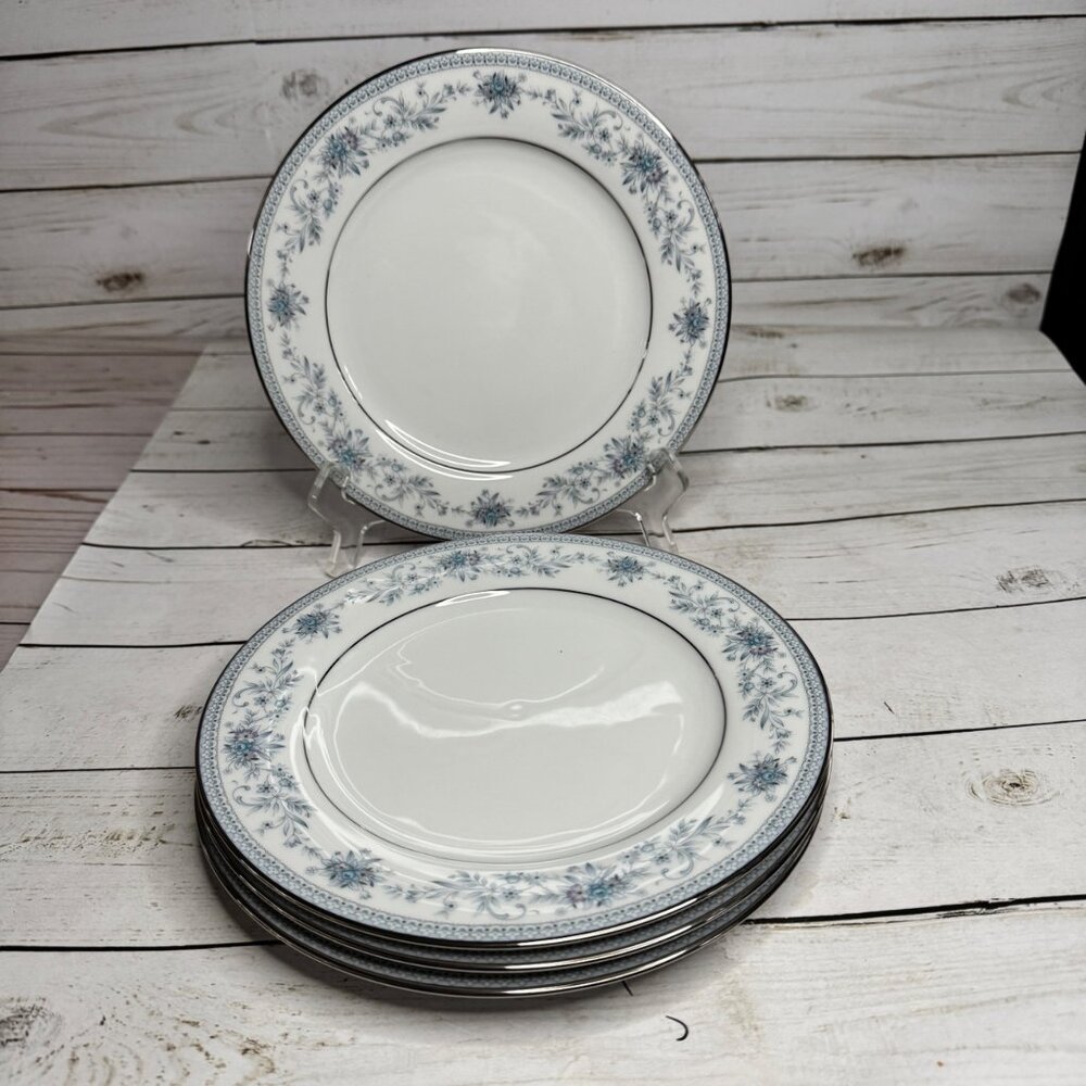 Noritake Blue Hill 2482‎ Salad Plates Set of 4 8” Blue Floral Sri Lanka